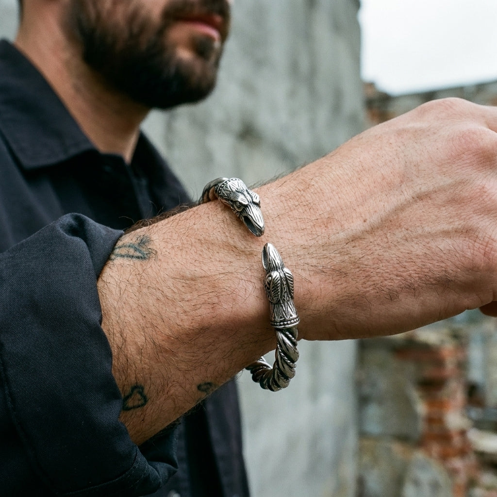 02 worn wrist