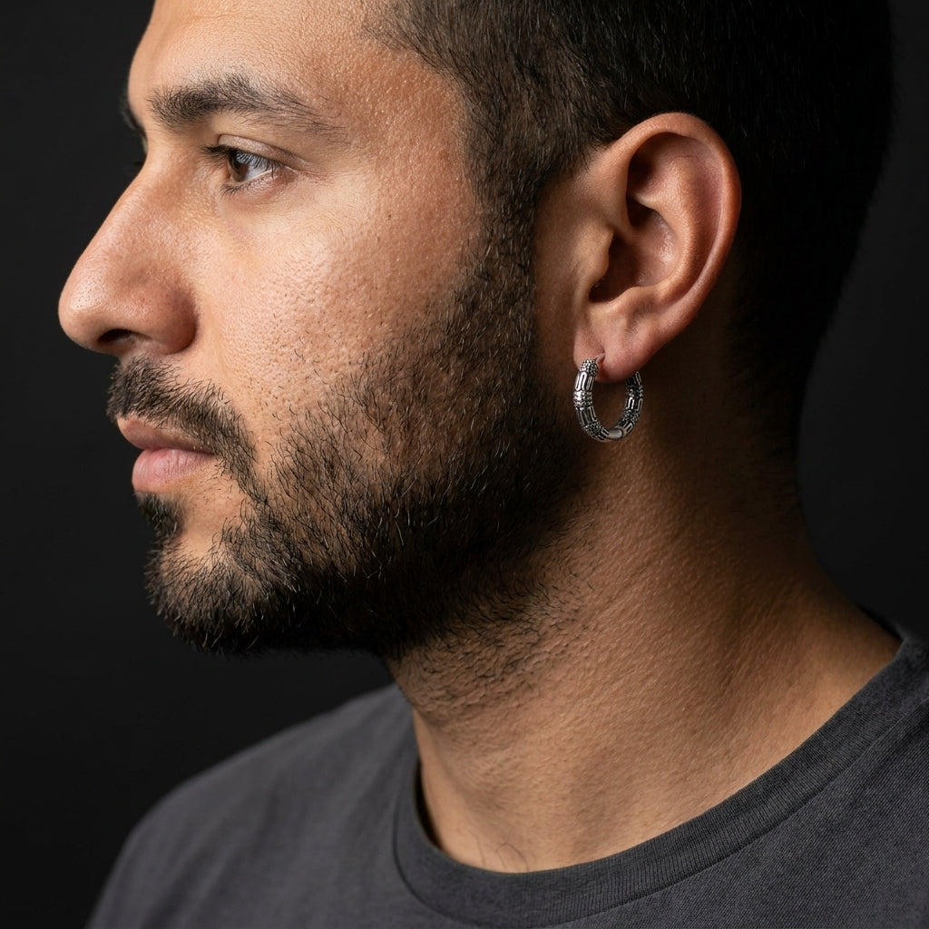 04 worn ear