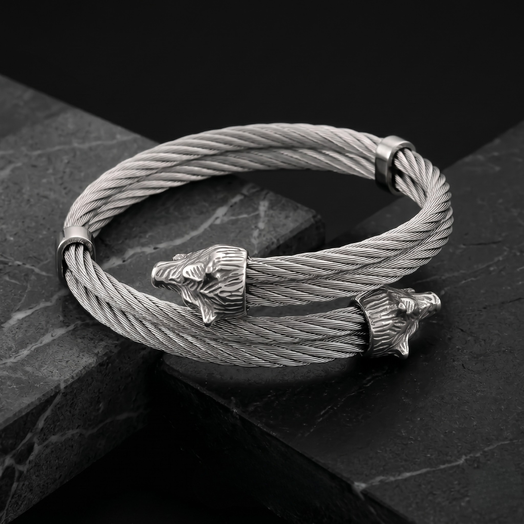 ÚLFRINGR — Wolf Head Braided Bracelet