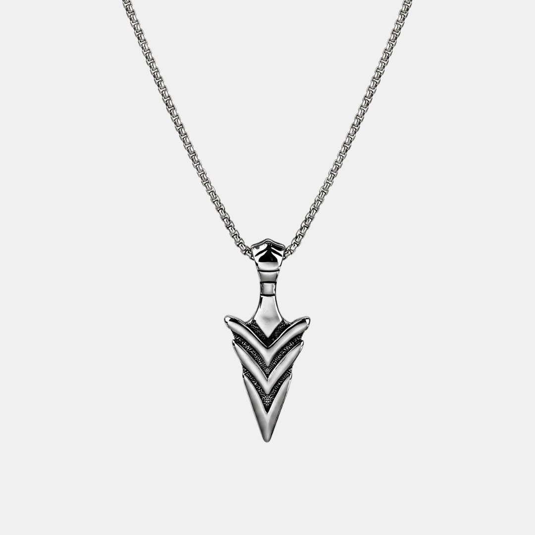 ODDSPJÓT — Spearhead Pendant Necklace
